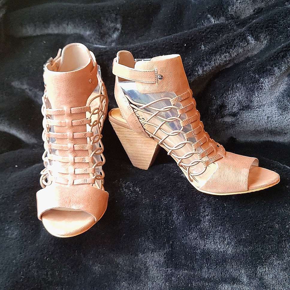 Vince Camuto Gladiator Leather Healed Sandal